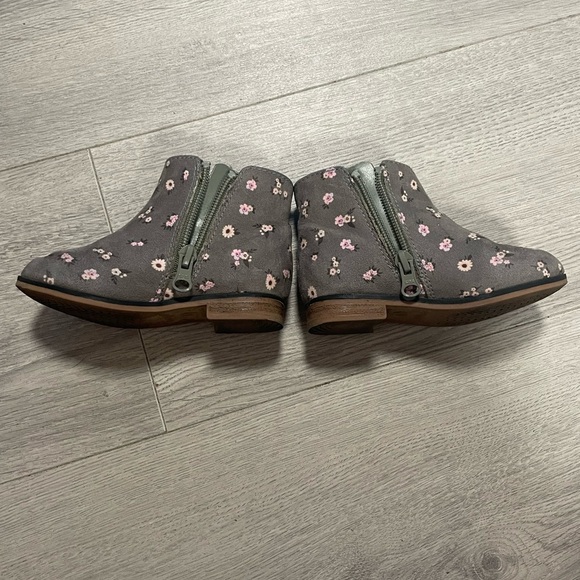 Floral Gray Kids Boots - Picture 3 of 5